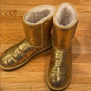 Uggs Gold Sequins women’s size 9